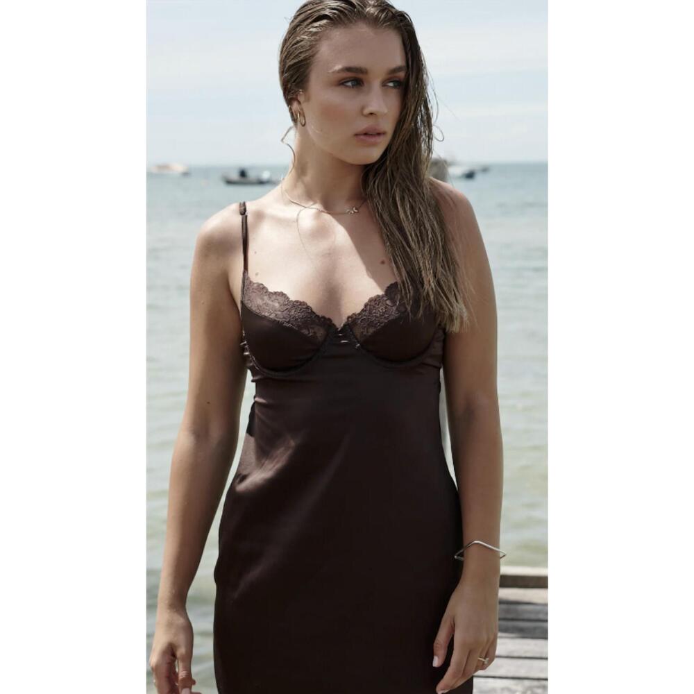 NEW KAT THE LABEL sienna slip in espresso